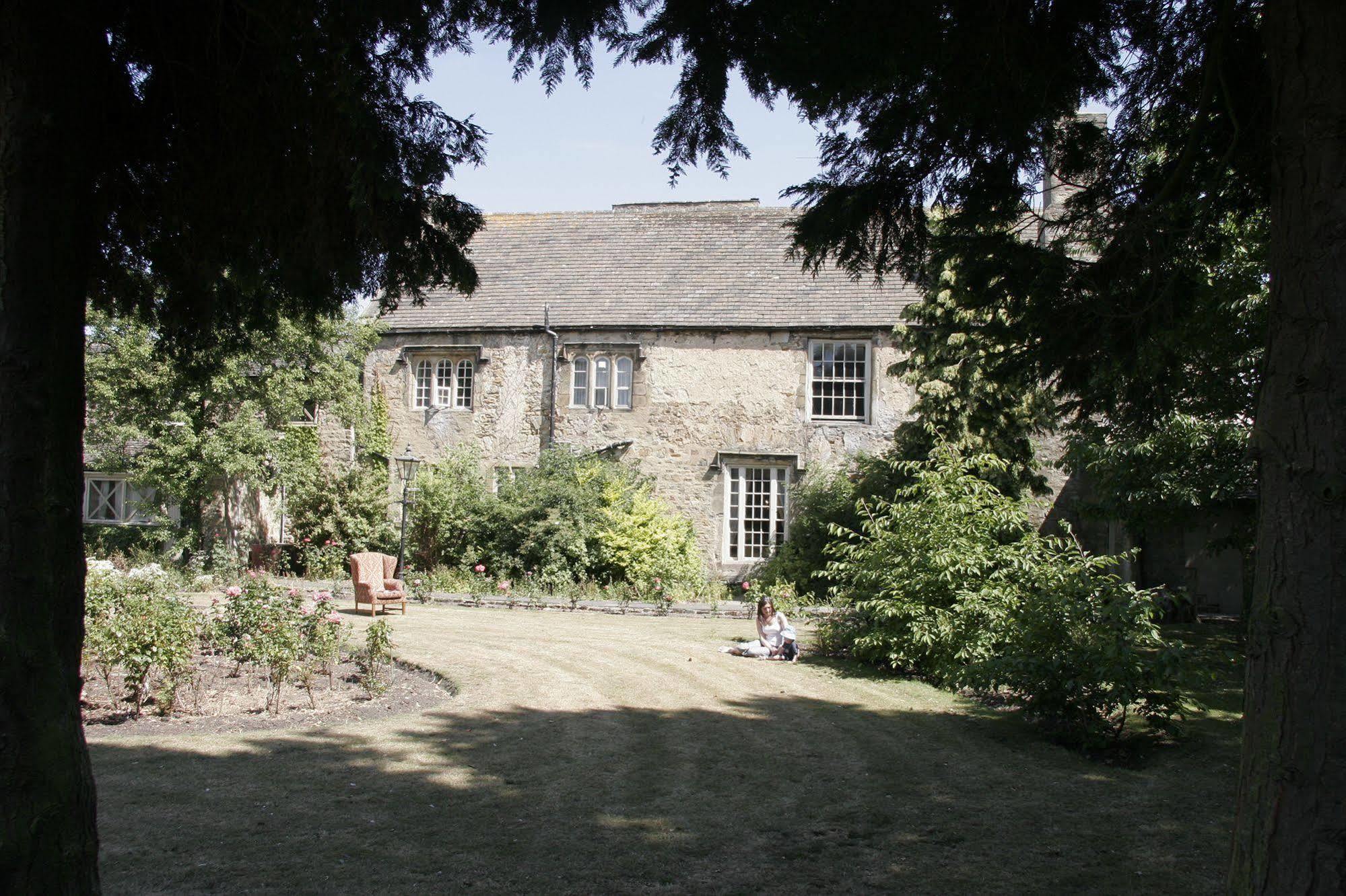 Manor House Hotel Bishop Auckland Exterior photo